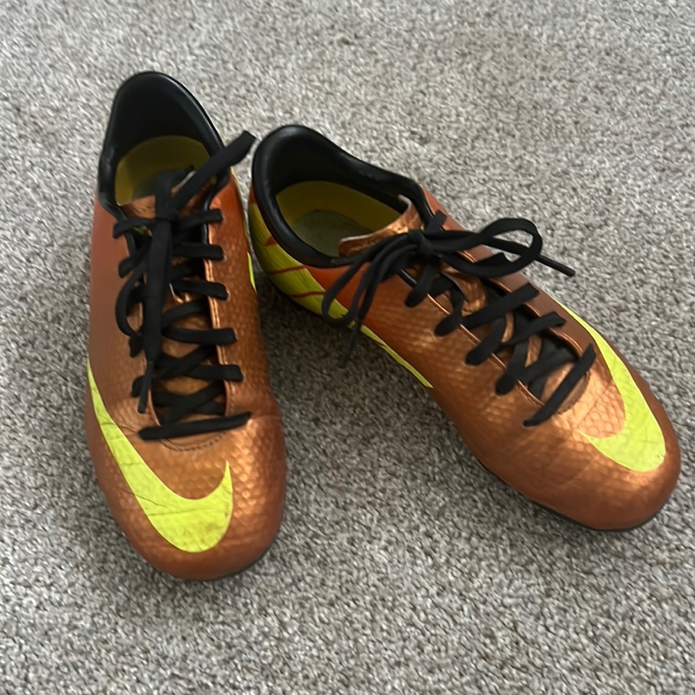 Nike Mercurial Cleats Kids Size 1.5Y